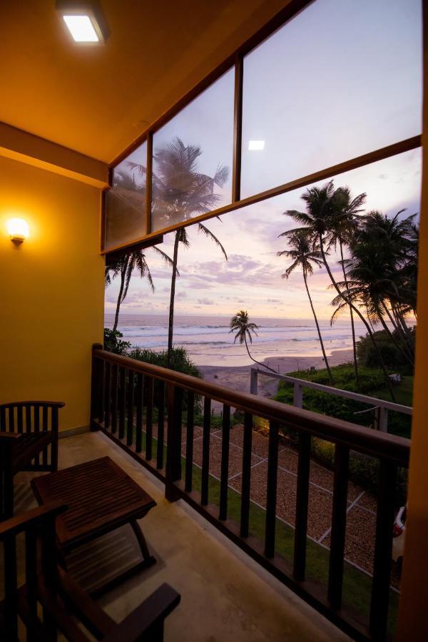 Top Secret Beach Hotel Matara Exterior foto